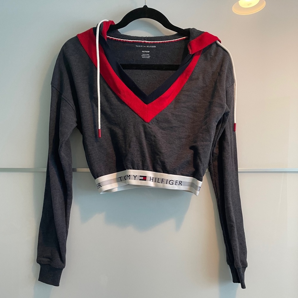Tommy Hilfiger Crop Sweatshirt